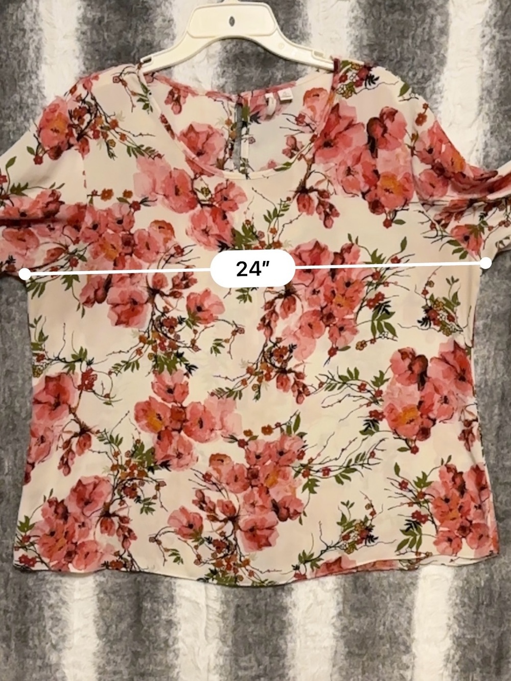 Pleated Bell-Sleeve Floral Blouse - Pink on Cream - Picture 10 of 13